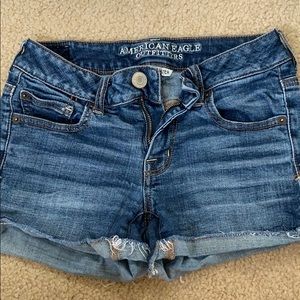 Shortie American Eagle shorts